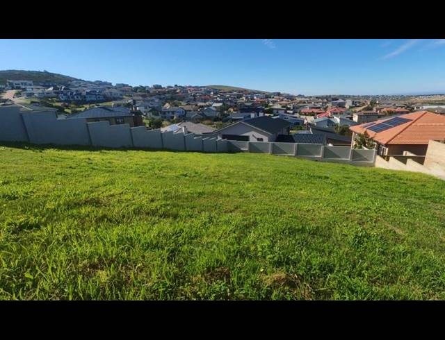 LAND FOR SALE IN MONTE CHRISTO